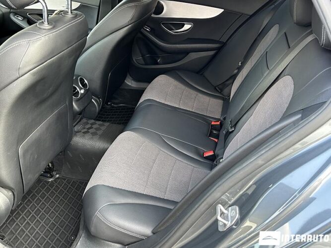 Mercedes C 250 49 interauto-car