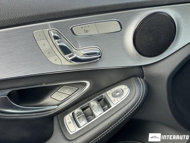 Mercedes C 250 38 interauto-car