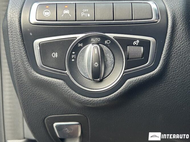 Mercedes C 250 42 interauto-car