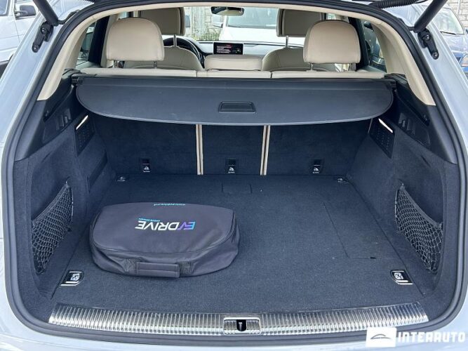 Audi Q5 56 interauto-car