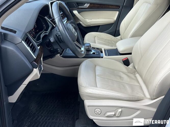 Audi Q5 43 interauto-car