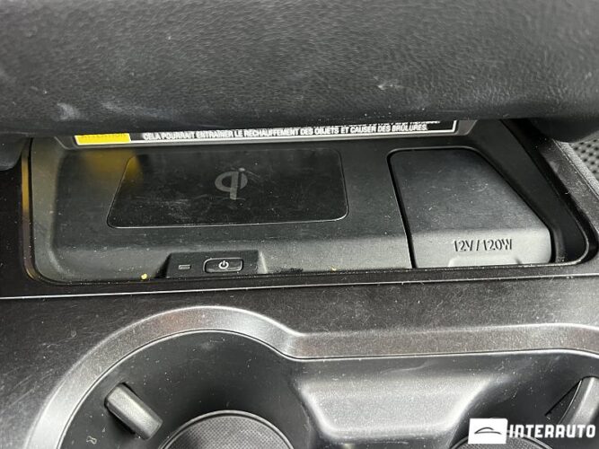 Lexus UX 250h 41 interauto-car