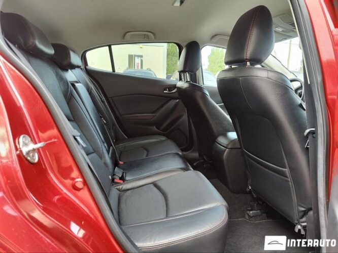 Mazda 3 40 interauto-car