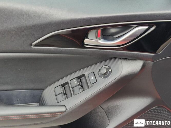 Mazda 3 49 interauto-car