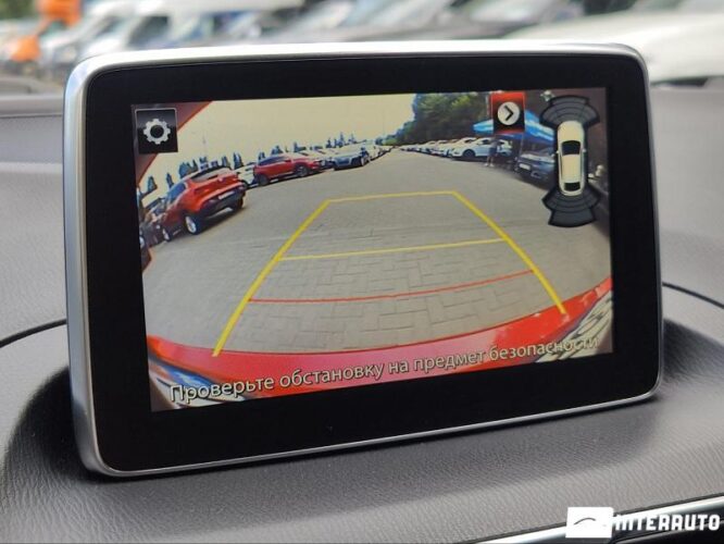 Mazda 3 44 interauto-car