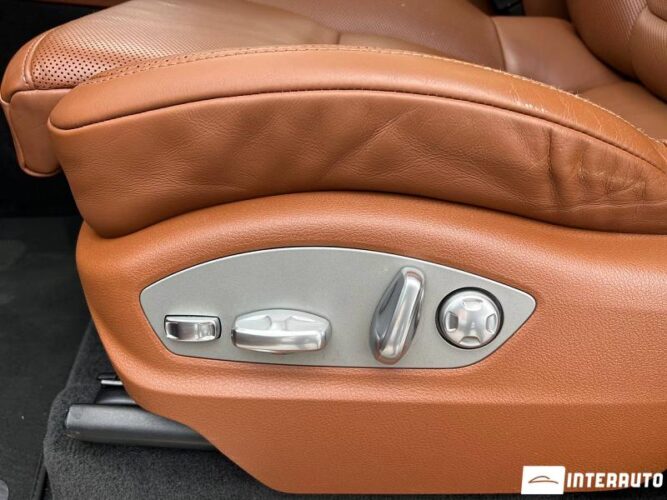 Porsche Cayenne 47 interauto-car