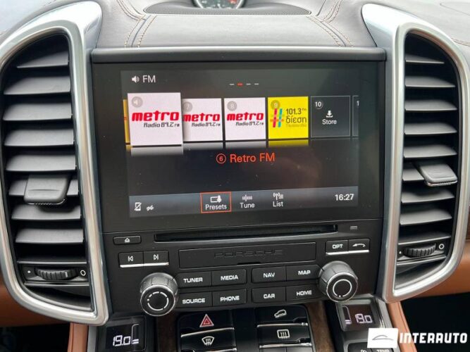 Porsche Cayenne 42 interauto-car