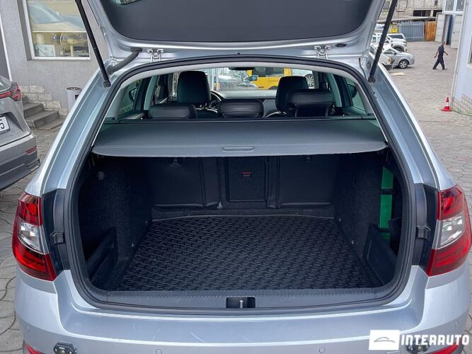 Skoda Octavia Scout 40 interauto-car