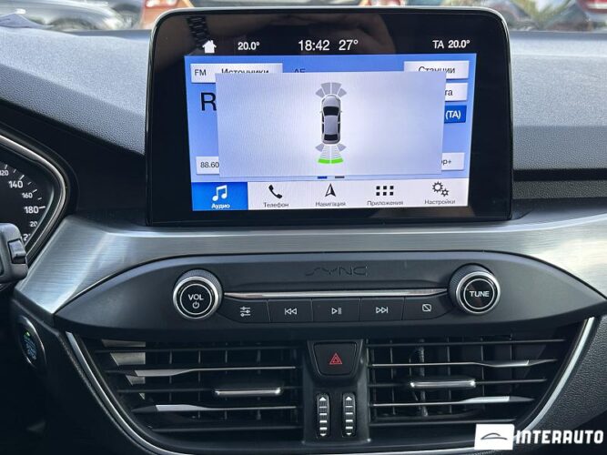 Ford Focus 45 interauto-car