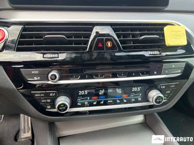 BMW M5 Competition 40 interauto-car