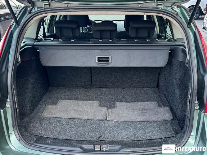 Renault Megane 47 interauto-car