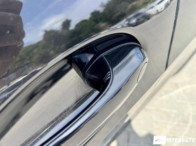 BMW X5 4.5e 60 interauto-car