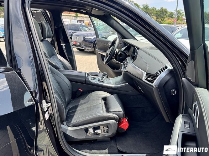 BMW X5 4.5e 58 interauto-car
