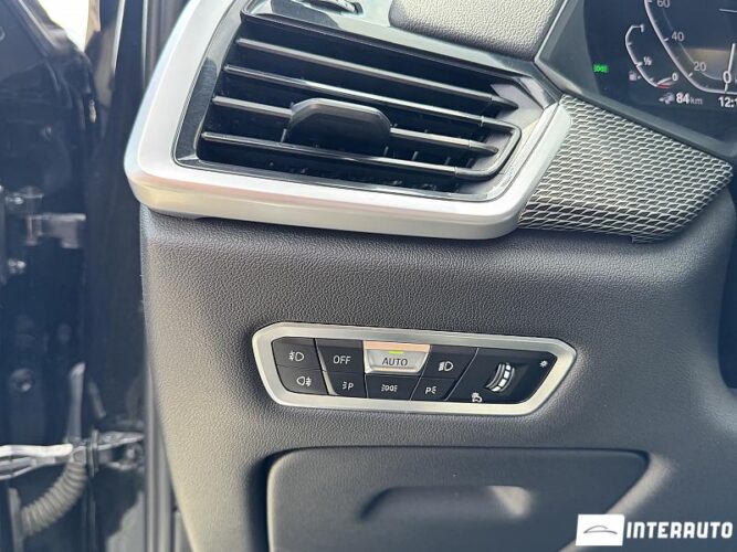 BMW X5 4.5e 63 interauto-car