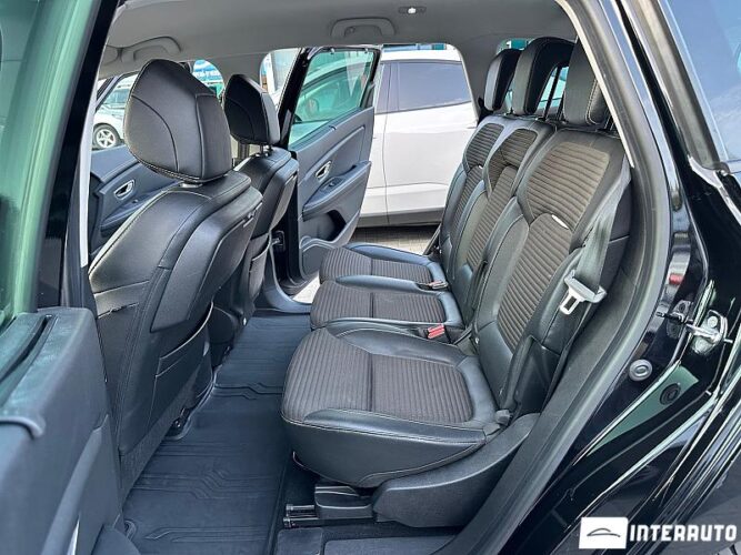 Renault Grand Scenic 48 interauto-car