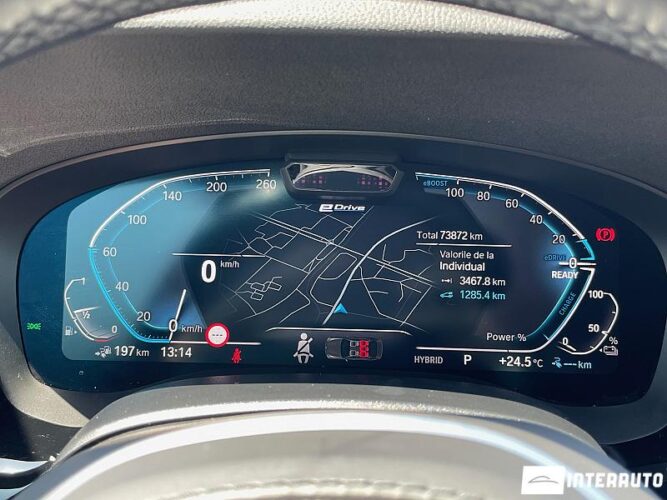 BMW 530e 44 interauto-car