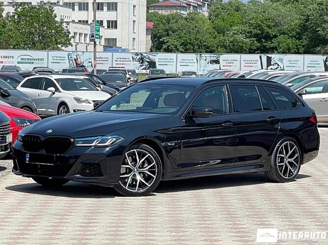 BMW 530e 33 interauto-car