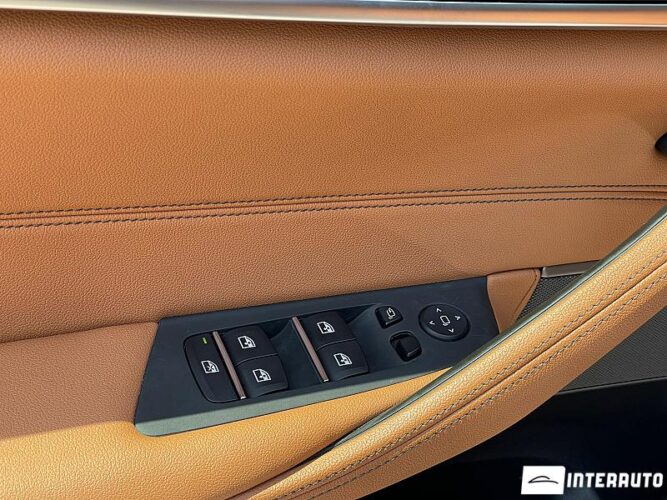 BMW 530e 40 interauto-car