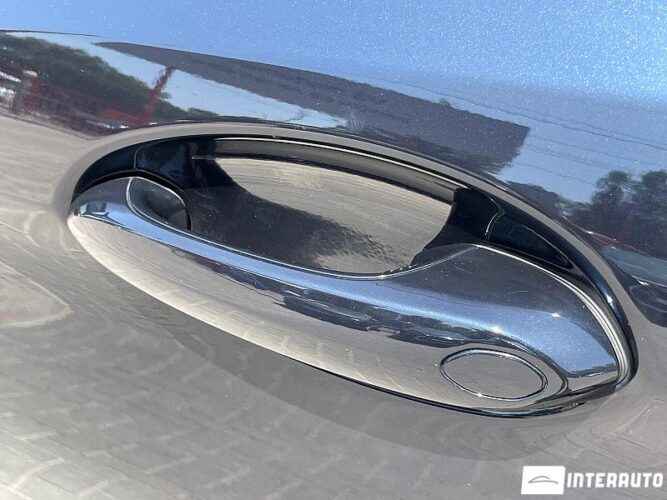 BMW 530e 37 interauto-car