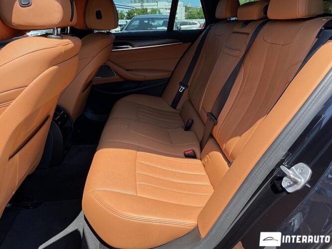 BMW 530e 52 interauto-car