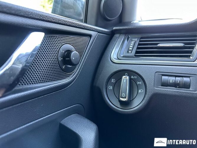 Skoda Rapid 36 interauto-car