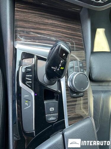 BMW 530e 55 interauto-car