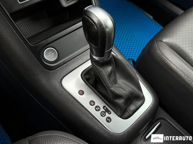 Volkswagen Tiguan 46 interauto-car