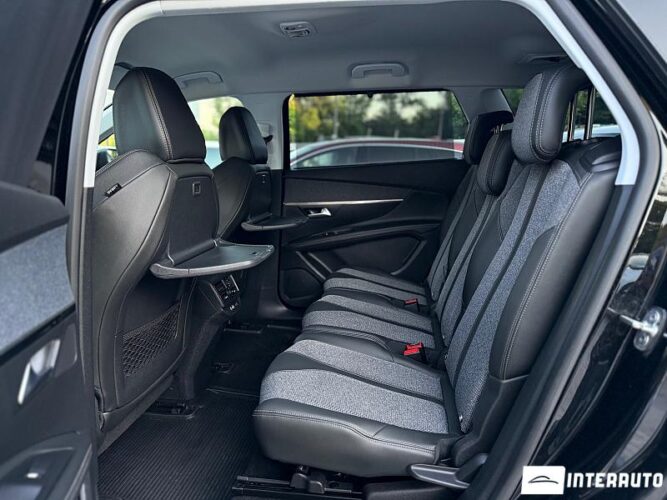Peugeot 5008 48 interauto-car