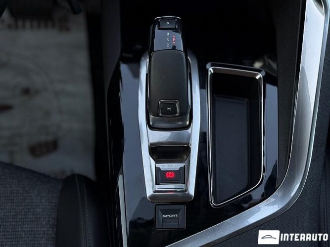 Peugeot 5008 43 interauto-car