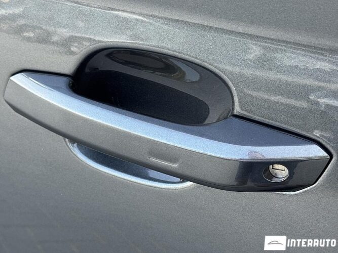 Audi Q5 49 interauto-car