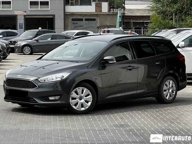 Ford Focus 29 interauto-car