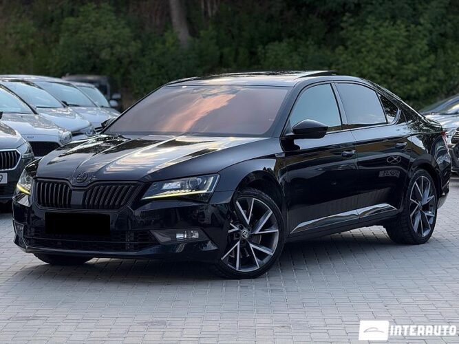 Skoda Superb 42 interauto-car