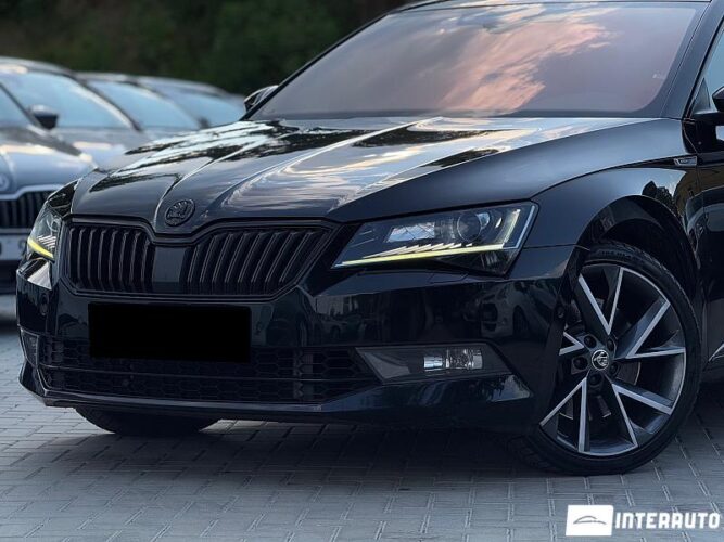 Skoda Superb 46 interauto-car
