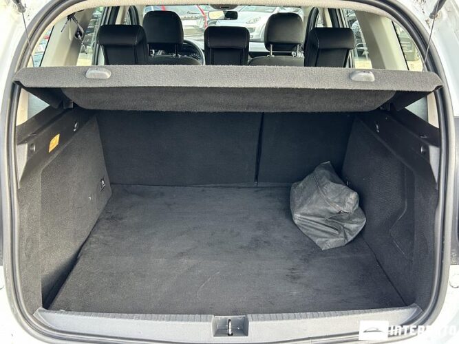 Dacia Duster 48 interauto-car