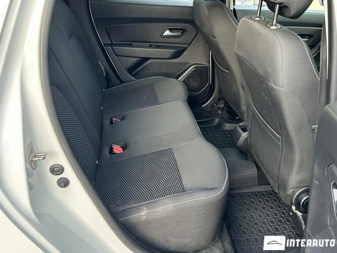 Dacia Duster 46 interauto-car