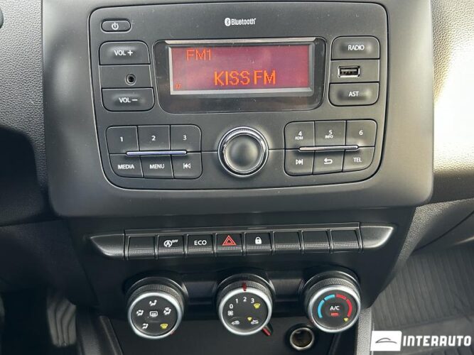 Dacia Duster 44 interauto-car