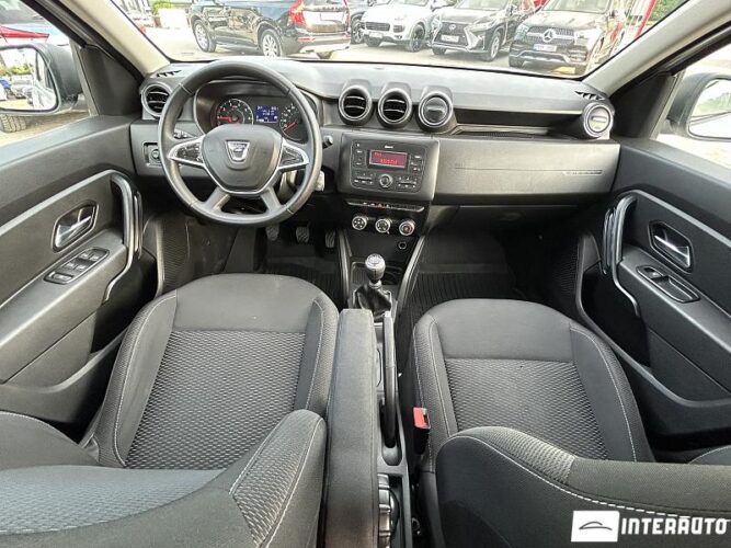 Dacia Duster 38 interauto-car