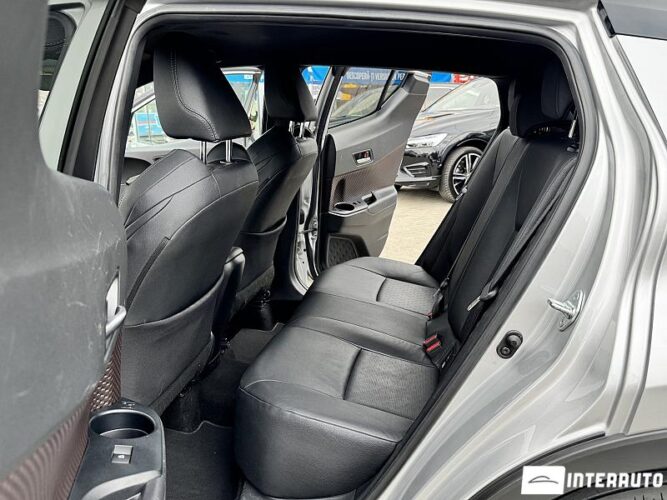 Toyota C-HR 45 interauto-car