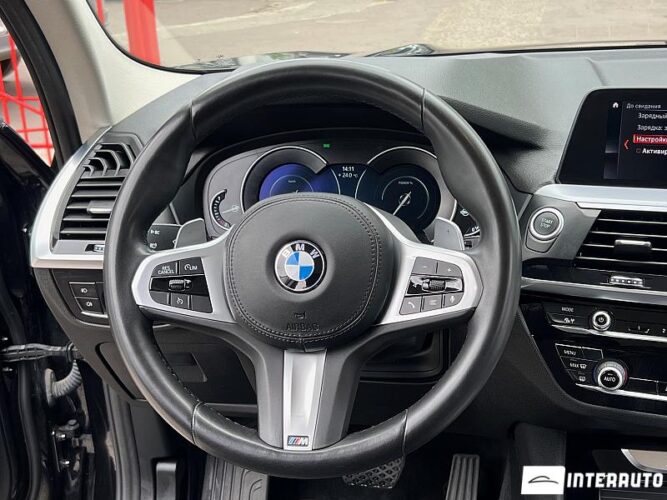 BMW X3 3.0e 39 interauto-car