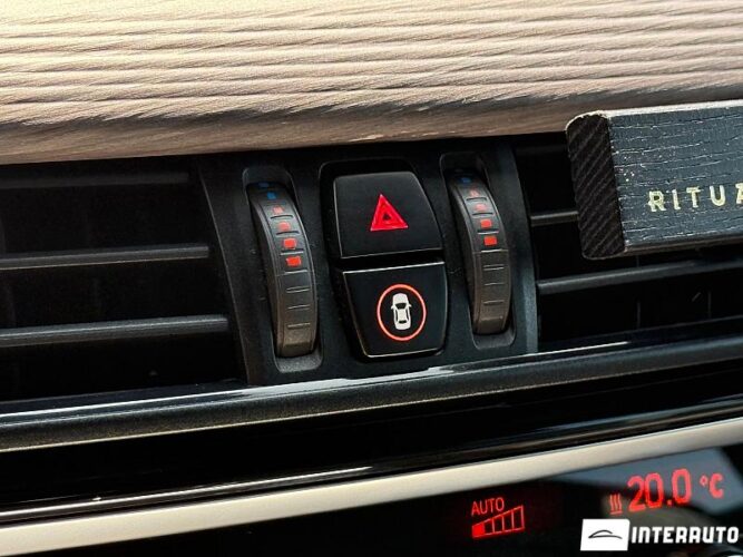 BMW X6 3.0D 46 interauto-car