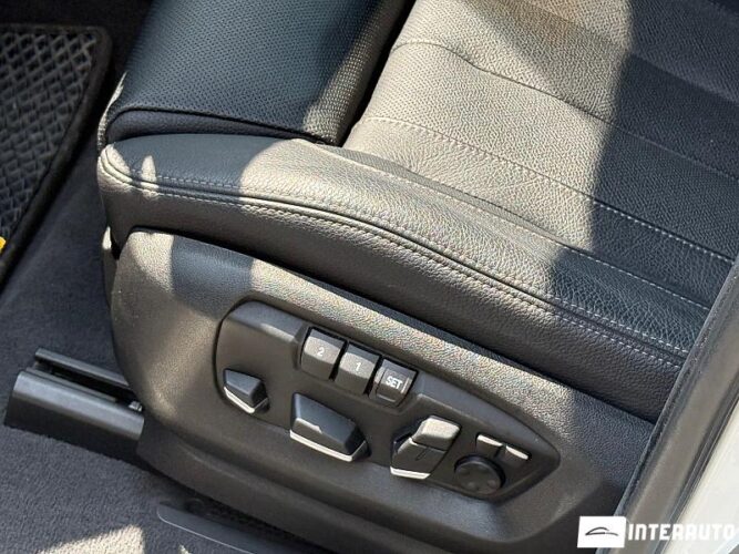 BMW X6 3.0D 53 interauto-car