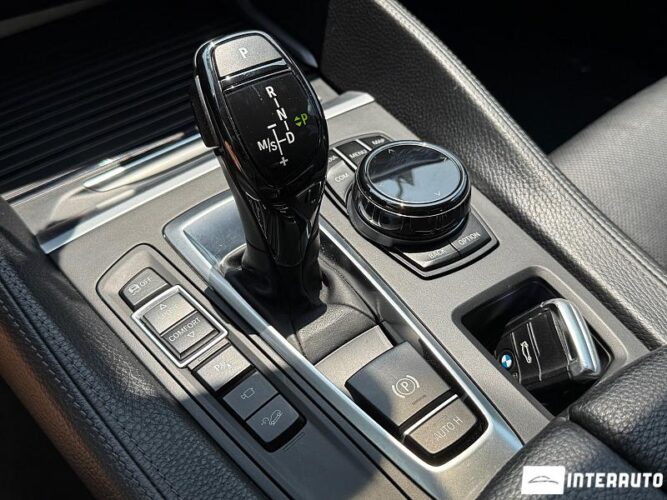 BMW X6 3.0D 47 interauto-car