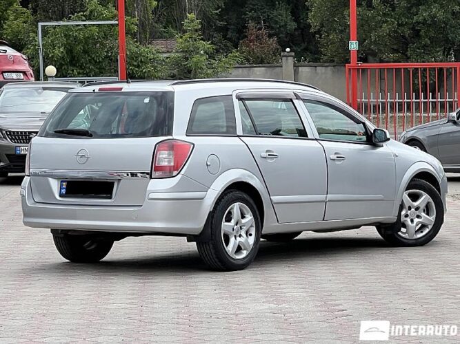 Opel Astra 32 interauto-car