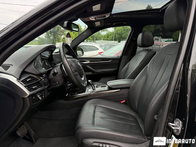 BMW X5 4.0e 44 interauto-car