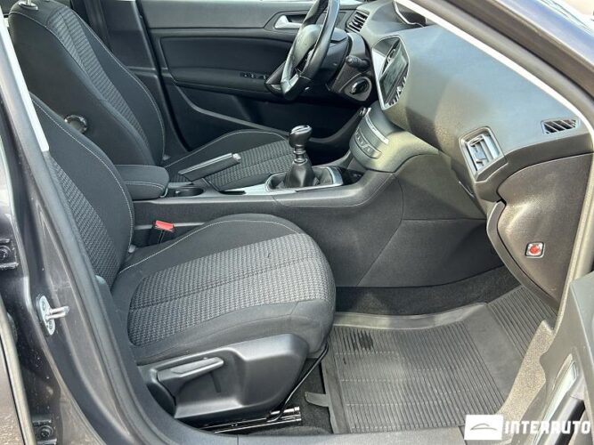 Peugeot 308 44 interauto-car
