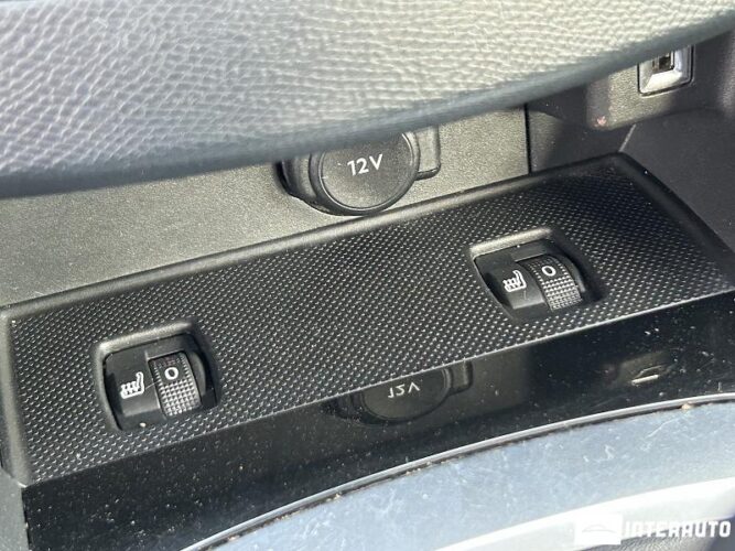 Peugeot 308 43 interauto-car