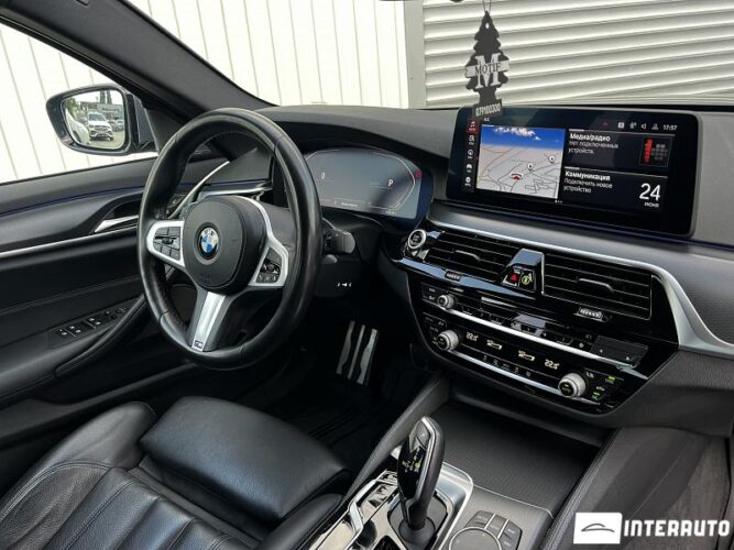 BMW 520 34 interauto-car