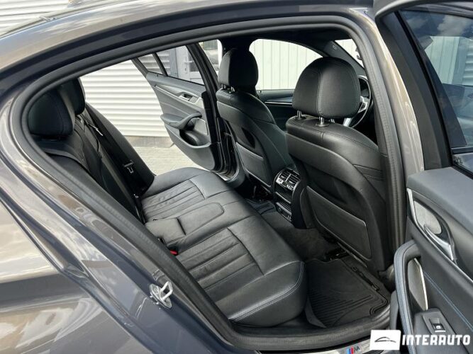 BMW 520 38 interauto-car