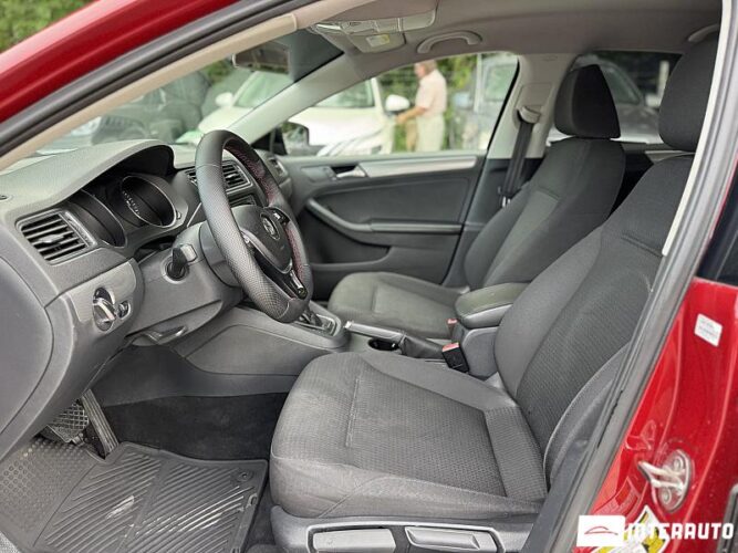 Volkswagen Jetta 36 interauto-car