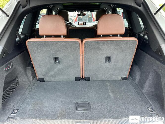 Audi Q7 61 audi Q7 2017